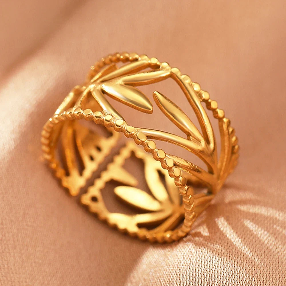Stainless Steel Rings Vintage Exquisite Hollow Adjustable Open Statement Rings Light Luxury Fashion Rings For Women Jewelry New