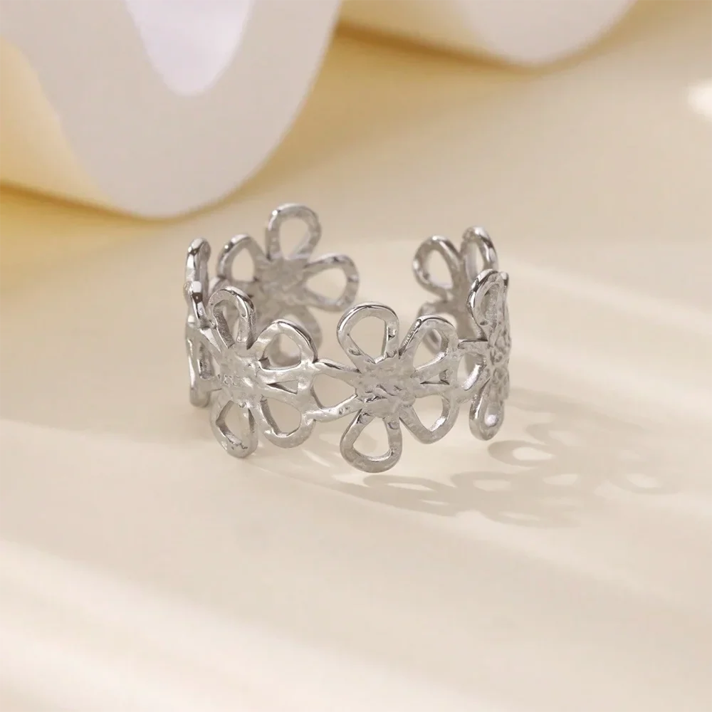 Gold Color Anillos Stacked Multiple Flowers Rings Elegant Women Stainless Steel Shell New Ring Jewelry Wedding Birthday Dainty