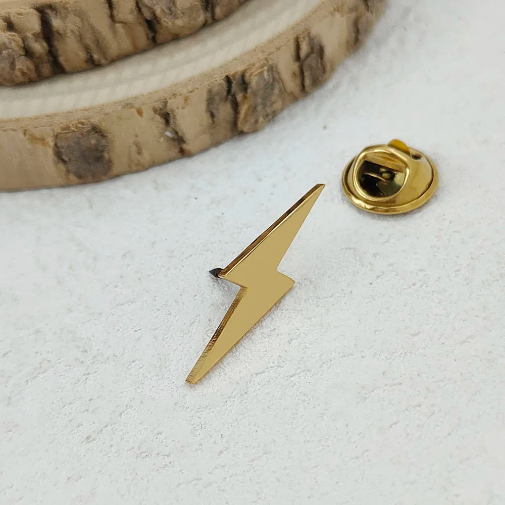 Creative lightning shape stainless steel brooch, waterproof and non-fading badge set, suit lapel pin, wedding party wearing