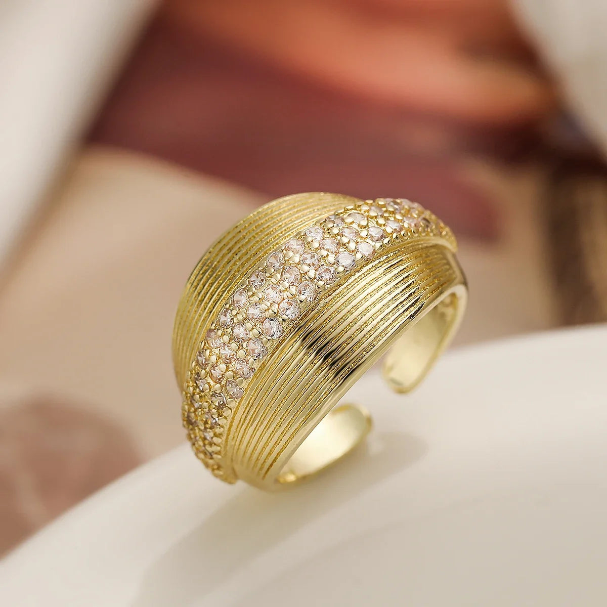 NEWBUY Luxury AAA Cubic Zirconia Pave Setting Copper Jewelry Trendy Gold Color Wedding Rings For Women