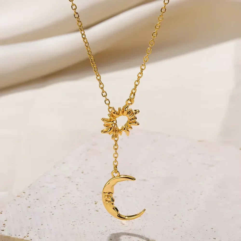 Stainless Steel Sun Sunflower Pendant Necklace For Women Gold Color Round Charm Clavicle Chain Necklaces Fashion Jewelry Gift