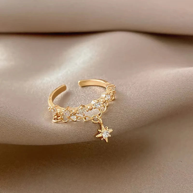 Shinny Rhinestone Gold Color Chain Star Pendant Open Rings Korean Style Woman Fashion Jewelry Wedding Party Girl's Trendy Ring