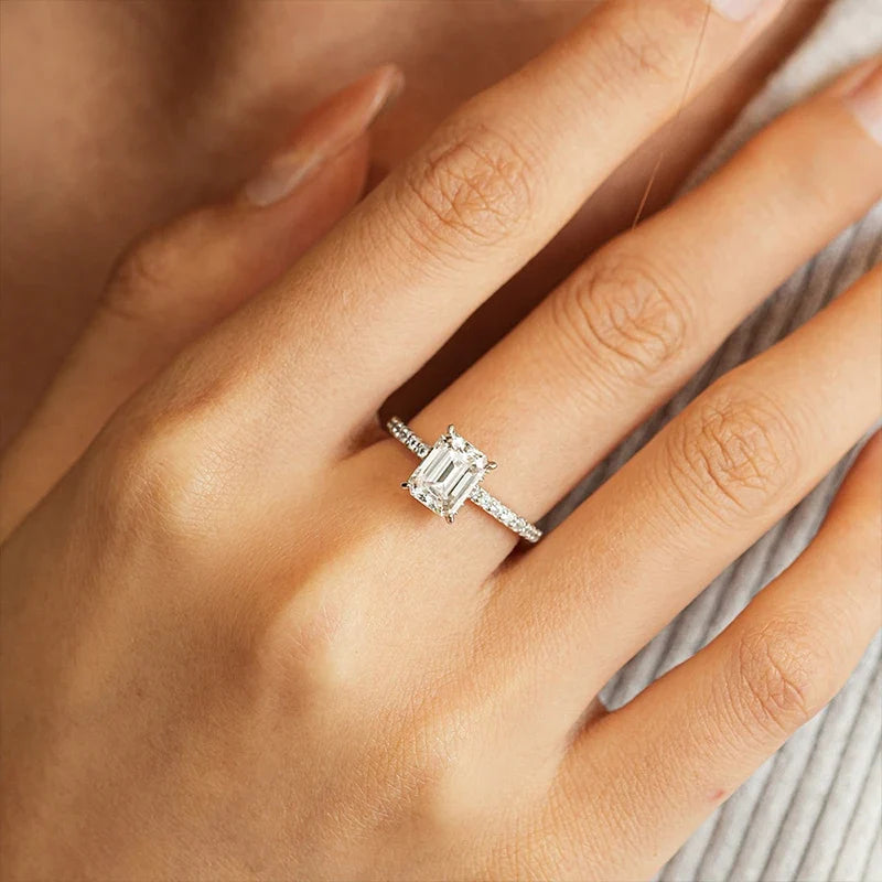 NeeTim 1ct 2ct 3ct Emerald Cut Moissanite Rings for Women 925 Sterling Silver Lab Diamond Wedding Engagement Ring Gemstone Band
