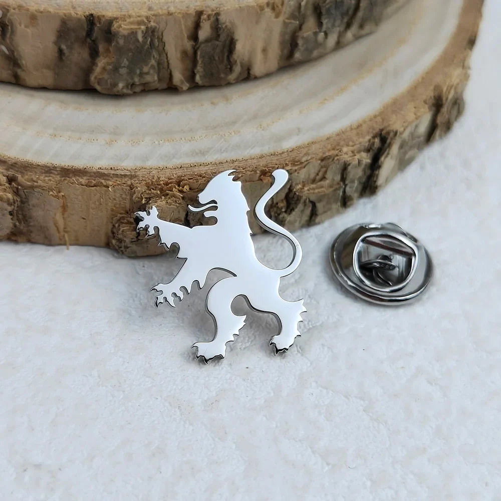 New upright lion men's lapel pin, 316L stainless steel gold-plated badge, black brooch for suit accessories, gift for father