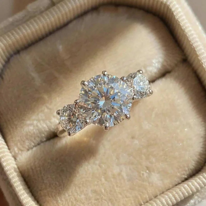 925 Sterling Silver Simple Elegant Woman Wedding Rings with Brilliant Cubic Zirconia Stone Engagement Rings Eternity Jewelry