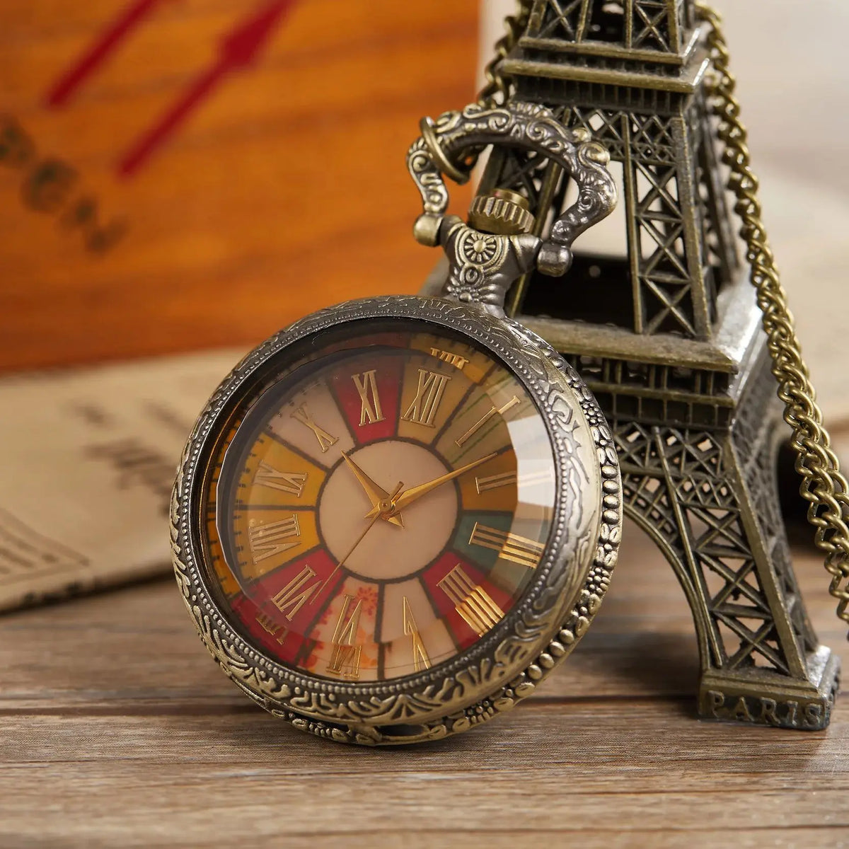 Vintage Classic Quartz Pocket Watch Exquisite Carved Roman Numeral Chain Pendant Men Women Pocket Watches reloj de bolsillo