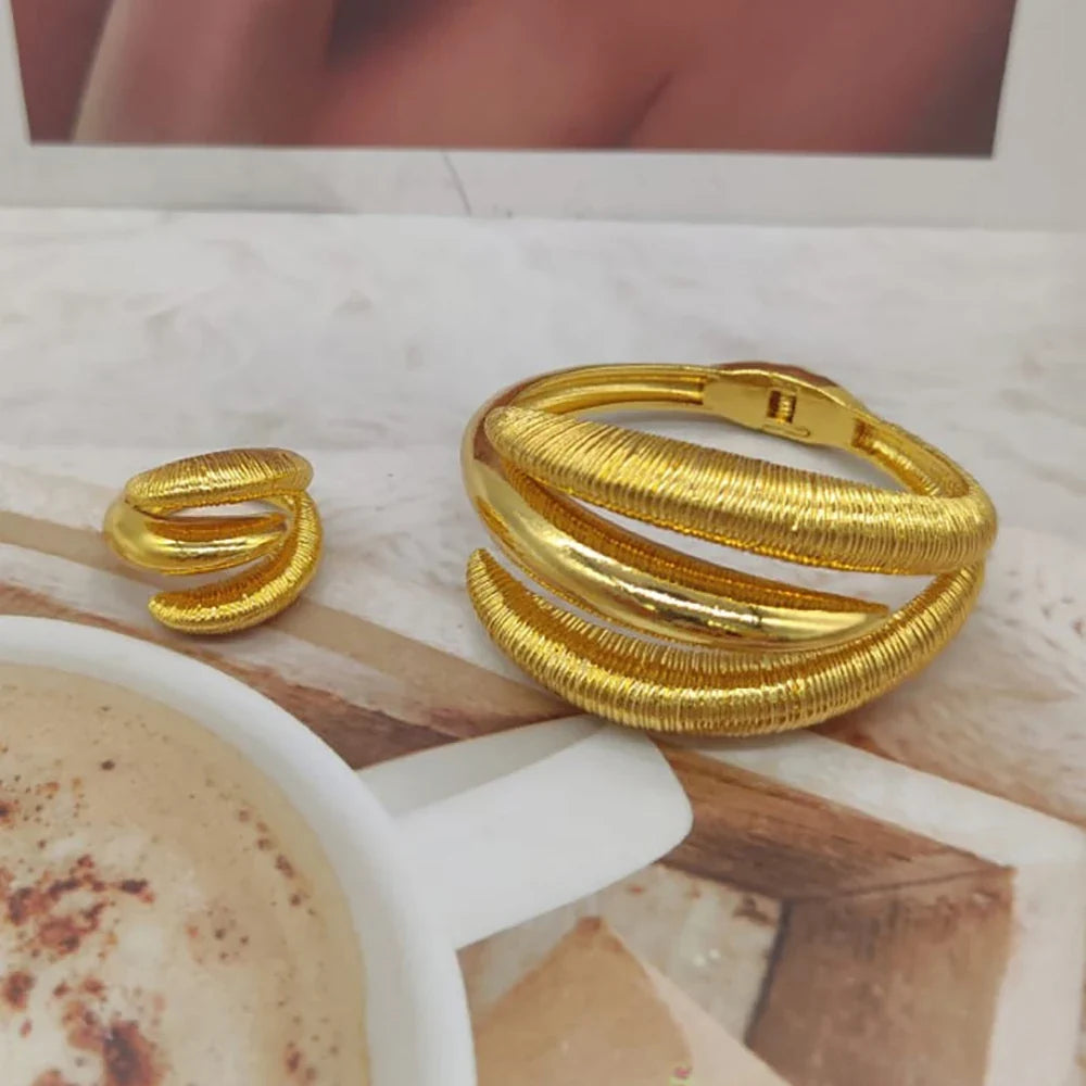 Trend Gold Color Jewelry Set for Women Cuff Bangle and Finger Ring Hollow Out Design Hand Bracelet Cocktail Ring Set Jewelry Set