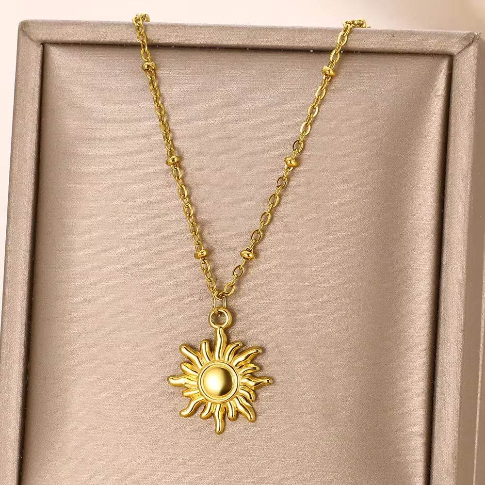 Stainless Steel Sun Sunflower Pendant Necklace For Women Gold Color Round Charm Clavicle Chain Necklaces Fashion Jewelry Gift