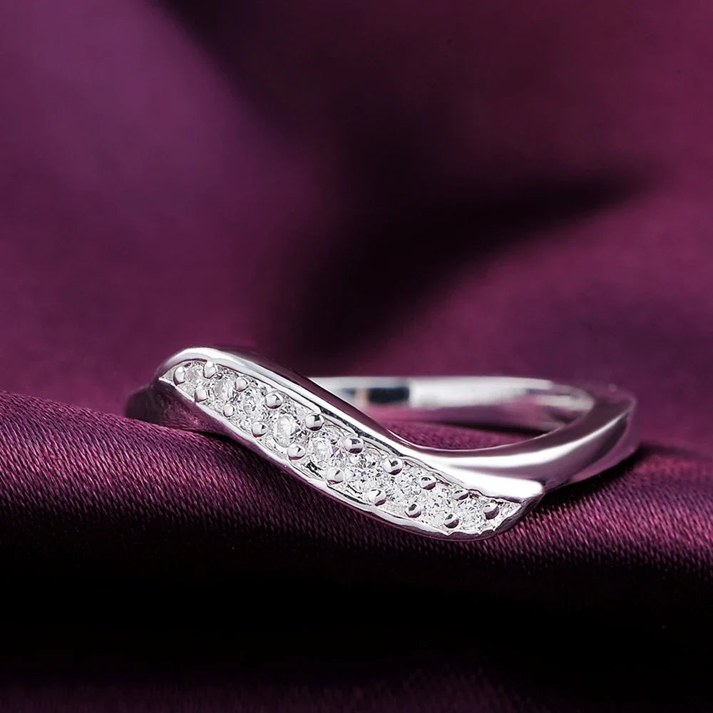 925 Sterling Silver Crystal Diamond Rings for Women Fashion Elegant Wedding Accessories Party Gifts Charms Fine Jewelry