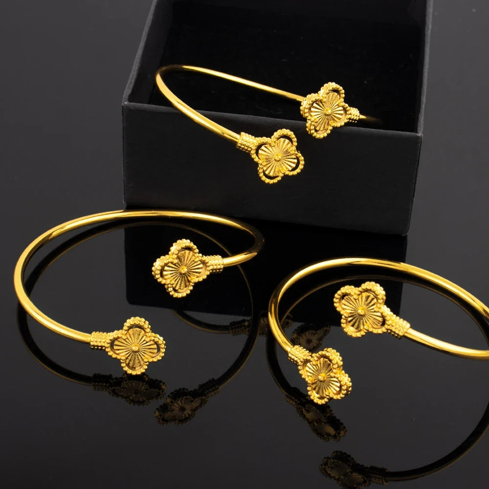 New Design Classic Luxury Stainless Steel Clover Bracelets Ring Elegant Temperament For Woman Jewelry Daily Wear Festival Gifts
