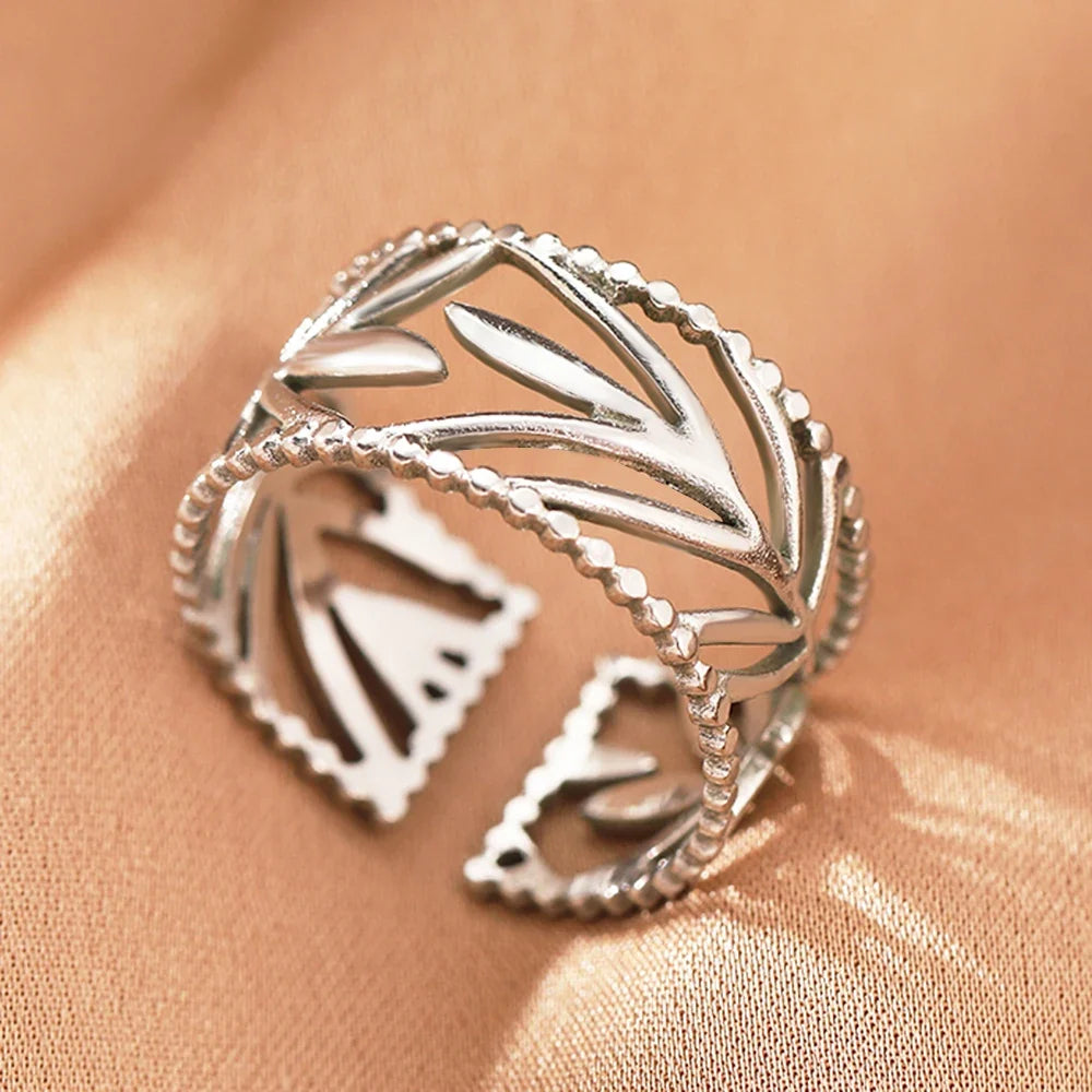 Stainless Steel Rings Vintage Exquisite Hollow Adjustable Open Statement Rings Light Luxury Fashion Rings For Women Jewelry New