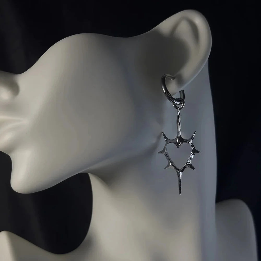 2pcs Punk Rock Hollow Thorns Love Heart Pendant Hoop Earrings for Women Men, Lover Fashion Cool Rivets Spike Earings Jewelry