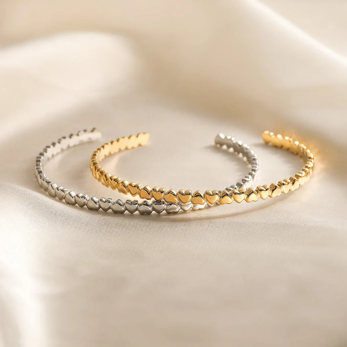 NEWBUY Hot Sale HigH Quality Gold/Silver Color Heart Bangles For Women Stainless Steel Party Jewelry
