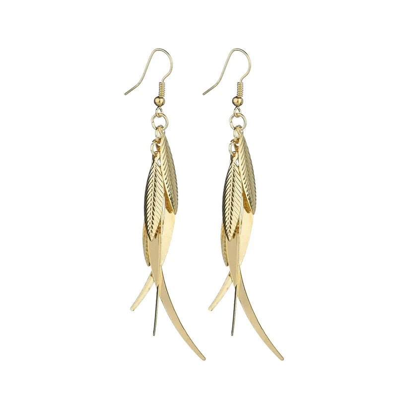 Floating Earrings Valentine's Day Love Pendant Earrings Elegant Long Women's Floating Hook Earrings Exaggerated Metal Pendant