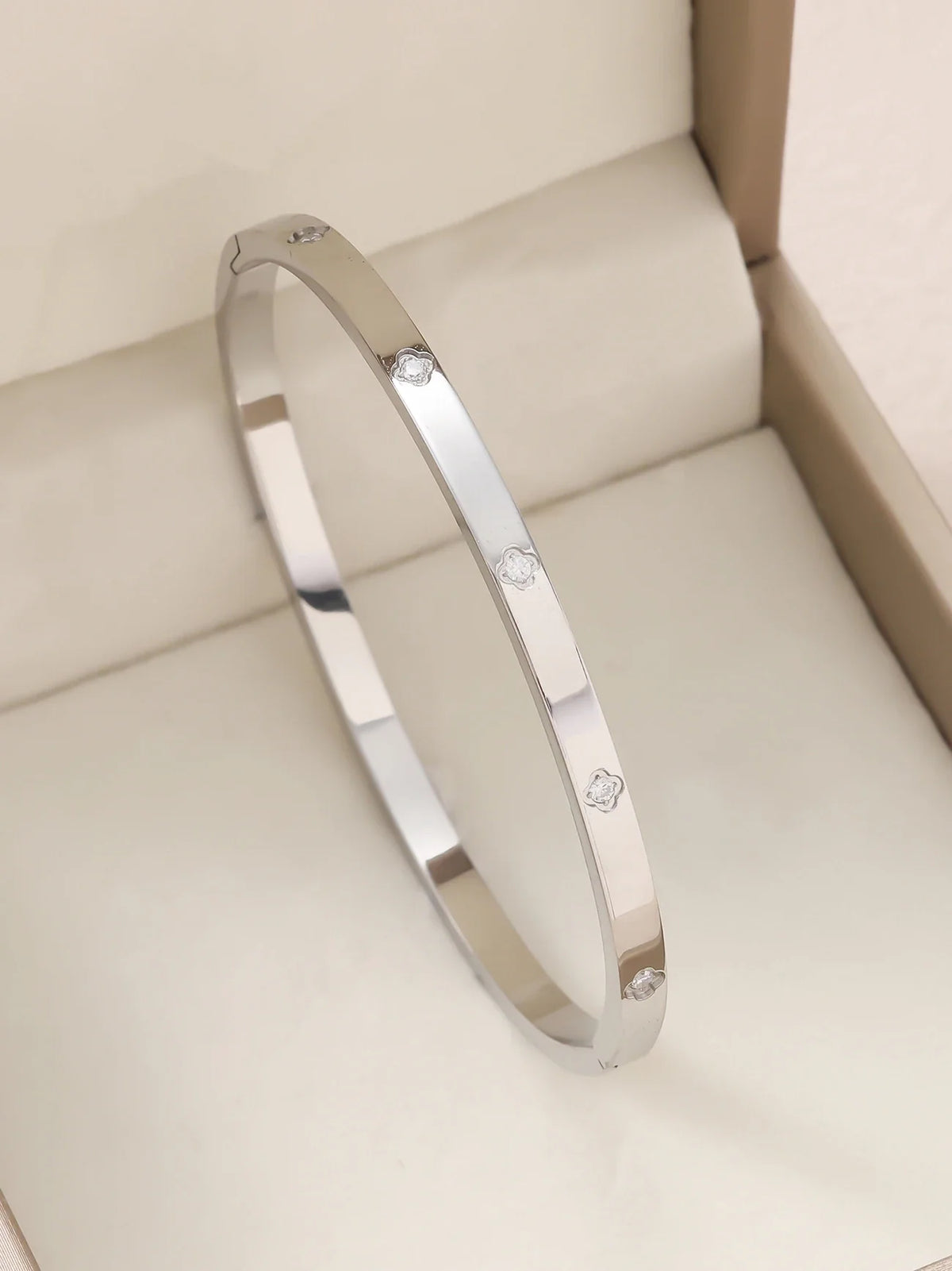 1pc 18K Gold Plated Stainless Steel Stackable Bracelet With Chain And Clover Design, Fashion Style For Women, Suitable For Casua