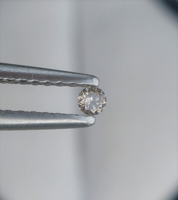 White Diamond Round Cut African 2mm Micro Sized VS2