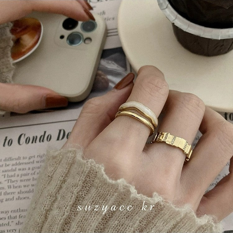 Women's Niche Design Gold Enamel Zircon Ring, INS Style, Vintage Fashion, Unique Versatile High-End Finger Ring