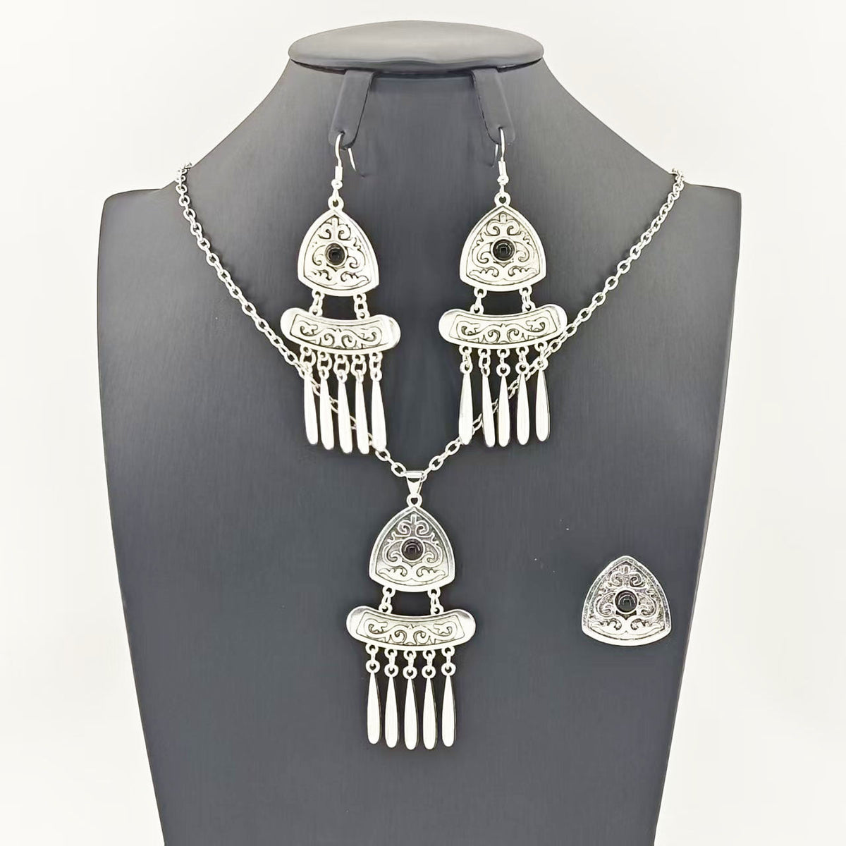Vintage Bohemian Ethnic Long Tassel Jewelry Set - Retro Exotic Necklace Earrings Ring Set For Women