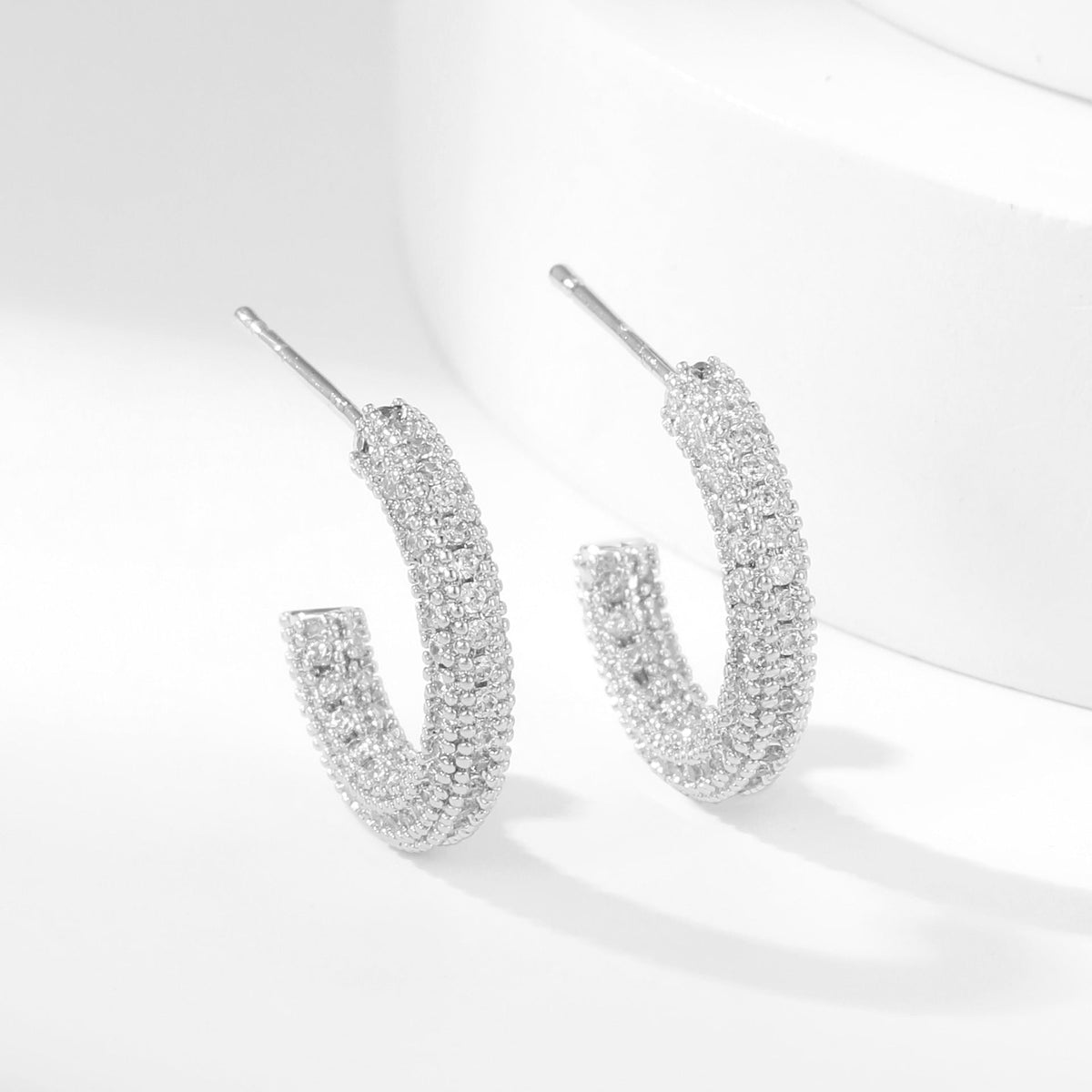 Simple Design Micro-inlaid Zircon Earrings