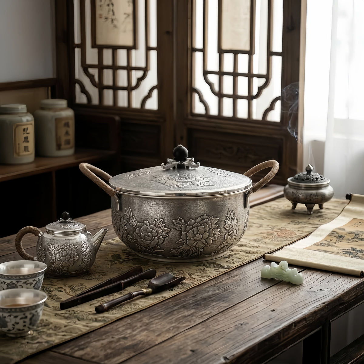 925 Sterling Silver Elegant Handcrafted  Serving Pot with Floral Motifs and Wooden Handles-Premium Hot Pot - Handicraft