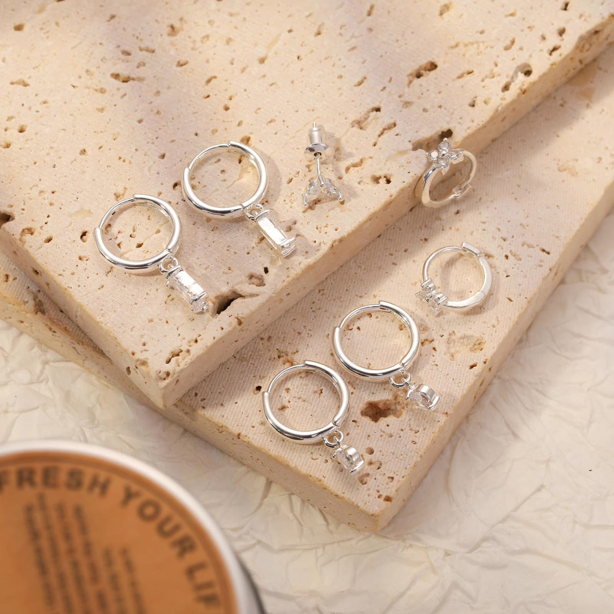 Fashionable Minimalist-style Niche-design Stud Earrings
