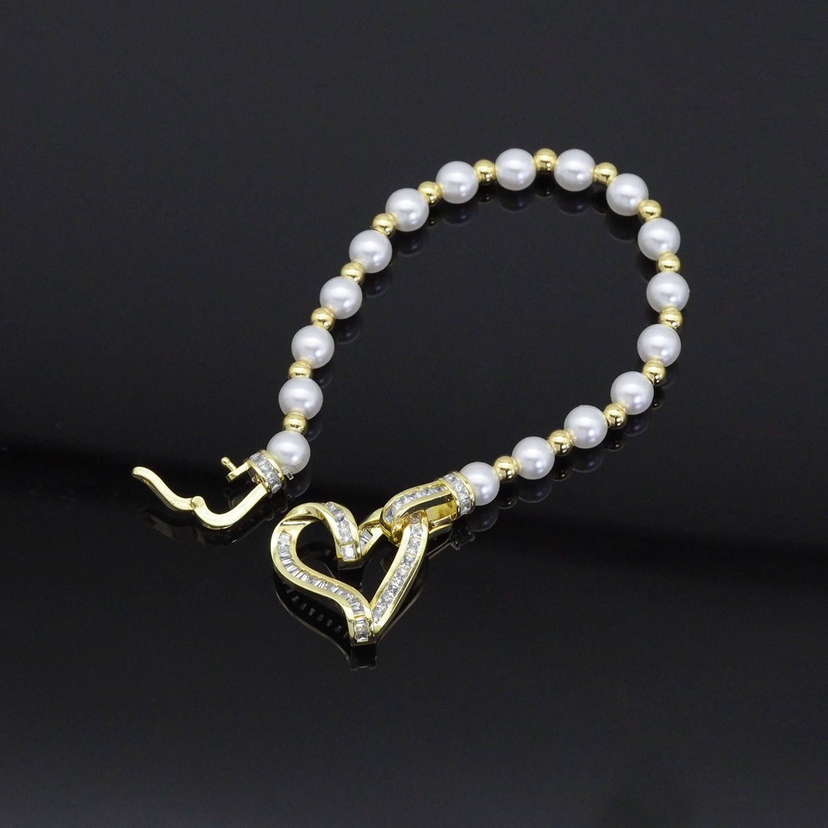 Pearl Gold Spacer with Heart Clasp Bracelet , Sku#LD474