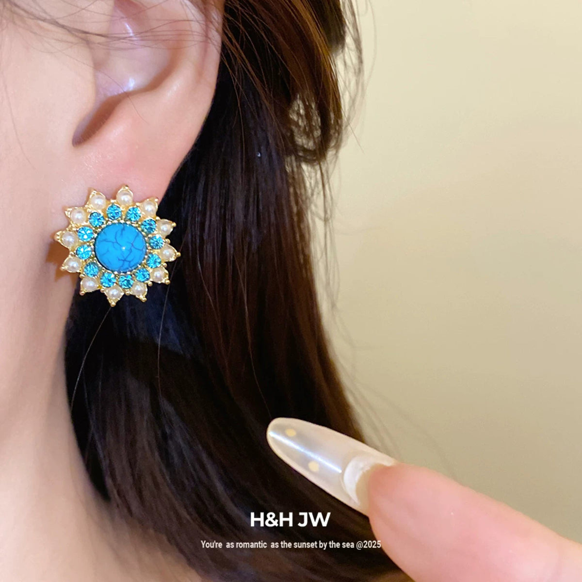 Womens Vintage Retro Round Floral Stud Earrings With Rhinestone Pearl And Stone Inlay,Costume Earrings For Daily Party Wear