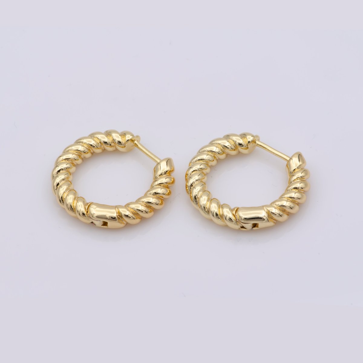 Croissant Earring - Chunky Twist Hoop Earring Gold - 14K Gold Fill Hoop - Oval Gold Hoop - Gold Fill Chunky Hoop - Twisted Earrings - Gift AE-802