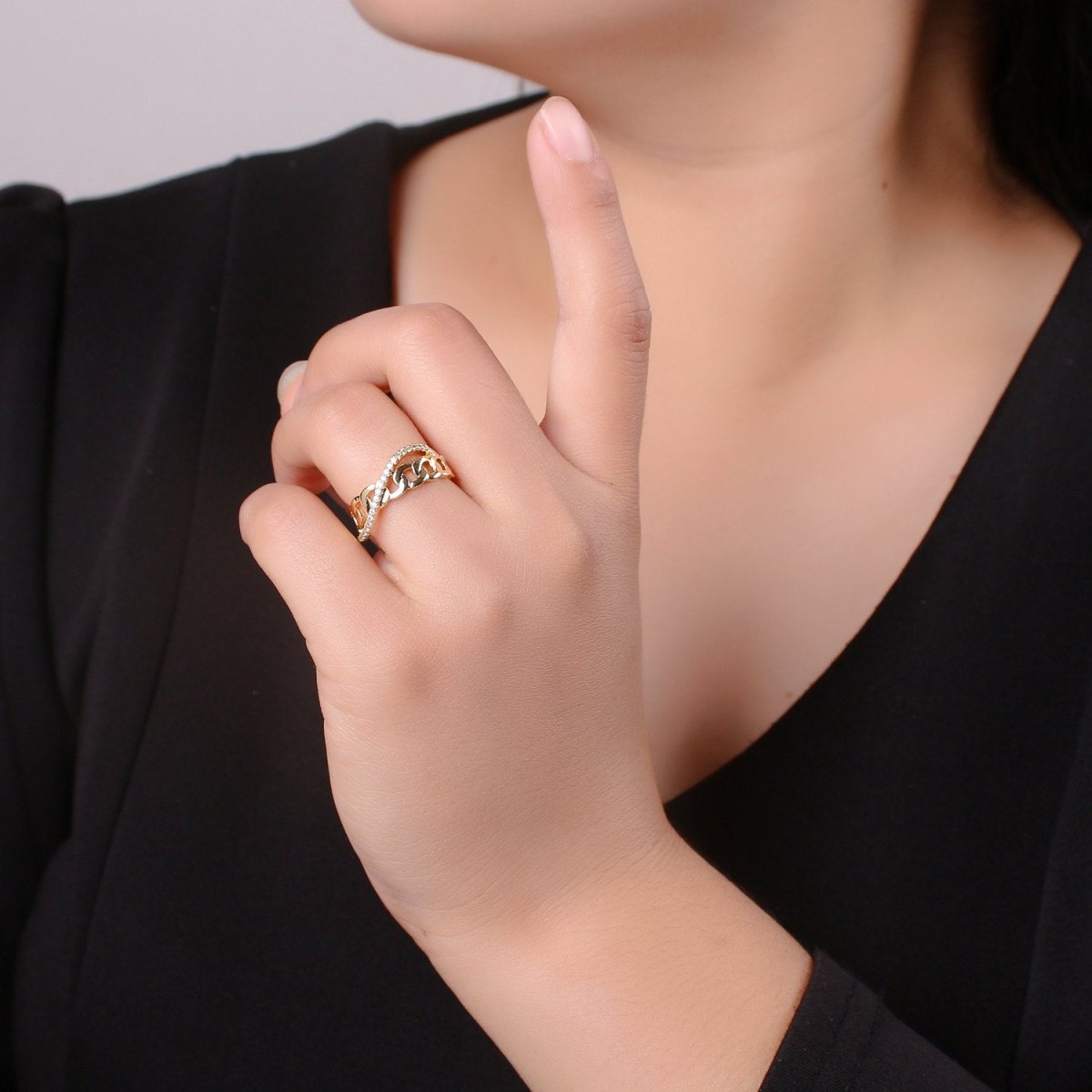 Cz Chain Ring - Curb Chain Ring - Gold Ring - Stackable Rings - Minimalist Ring - Twist Chain Ring - Statement Ring - Layering Ring  R-152