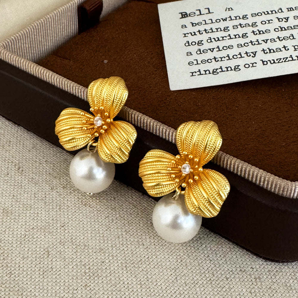 Fashionable Light-luxury Versatile Earrings For Women
