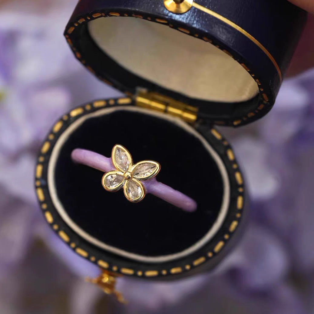 Vintage Purple Floral Design  Retro Enamel Clover Flower With Sparkling Zircon Accents, Exuding Elegant French Charm.