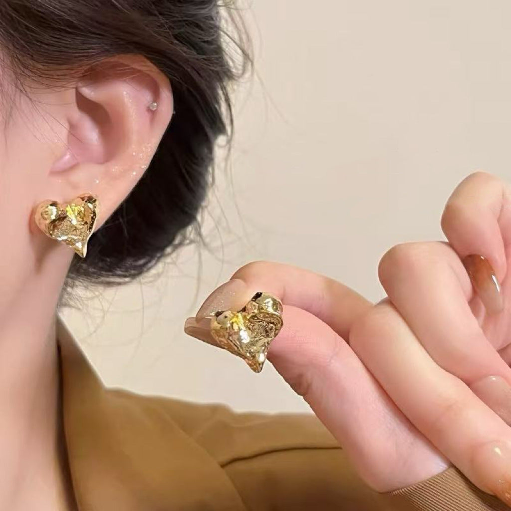 Gold Plated Tiny Heart Stud Earrings For Women, Ins Stylish Niche Minimal Earrings, Wearable All Day Daily Jewelry