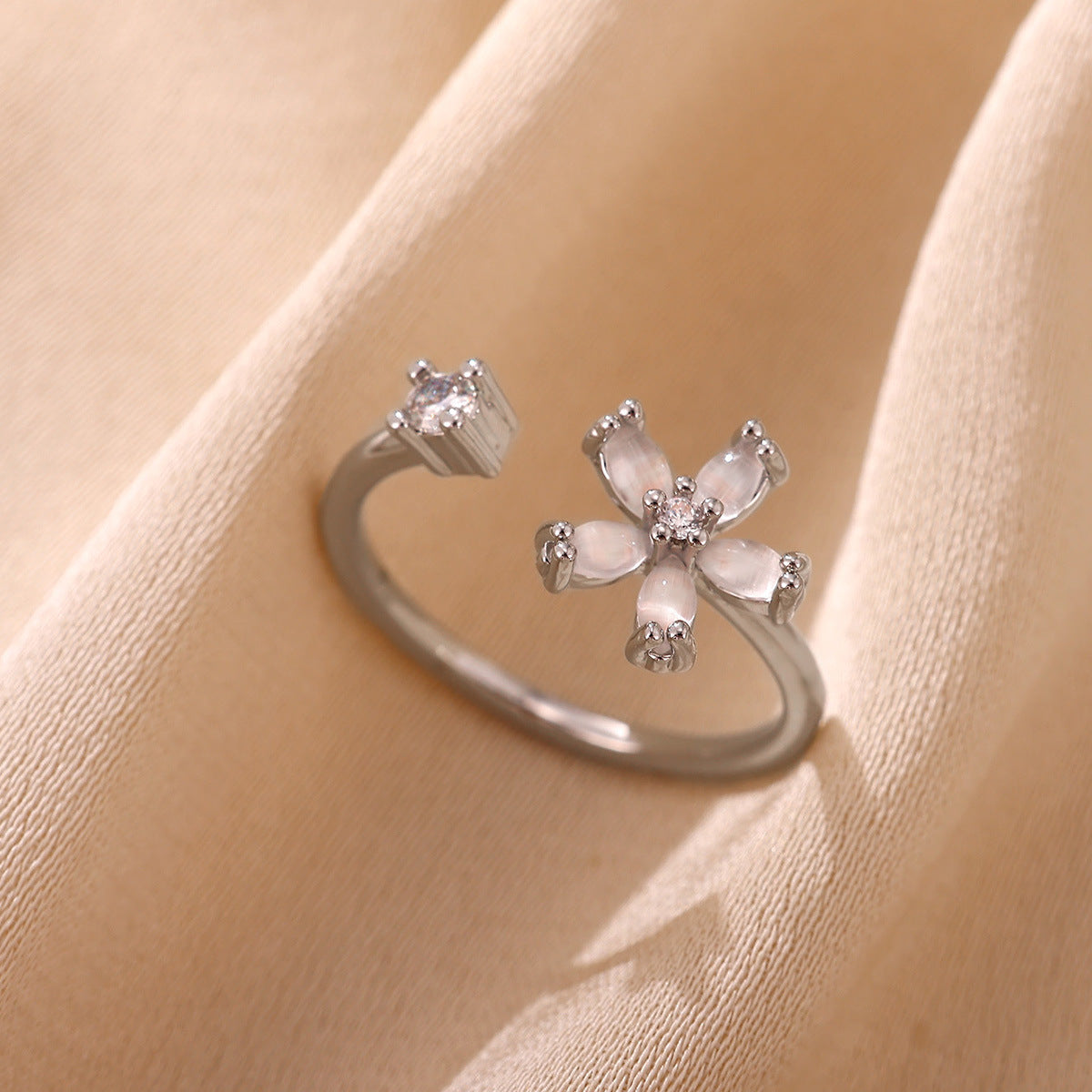 European And American-style 18K White Gold Opal Moon Ring Made Of Stainless Steel
