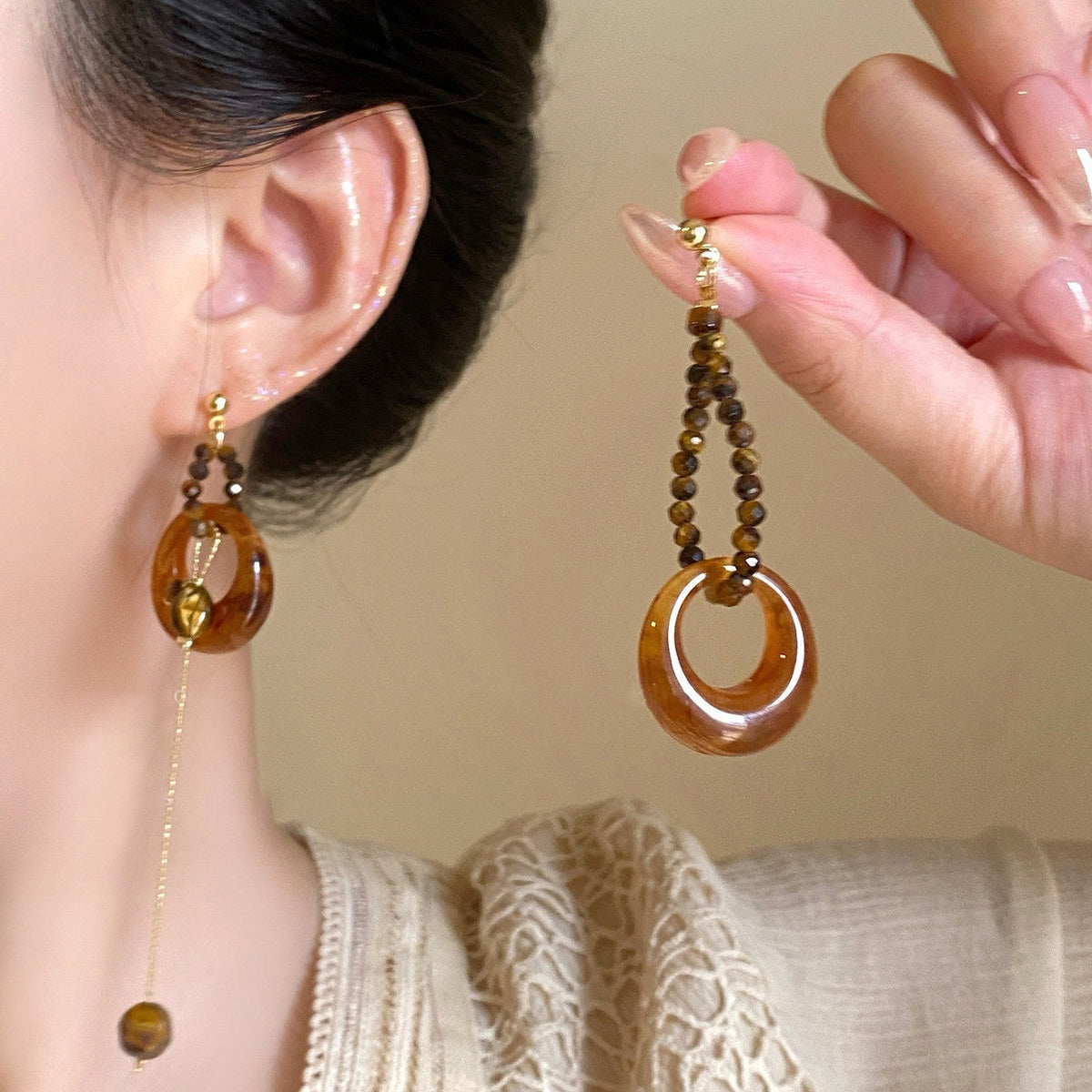 Maillard Style Amber Resin Stud Earrings, Irregular Square Gold Border Button Earrings, Vintage Lightweight Fashion Earrings For Women Daily Party Gift