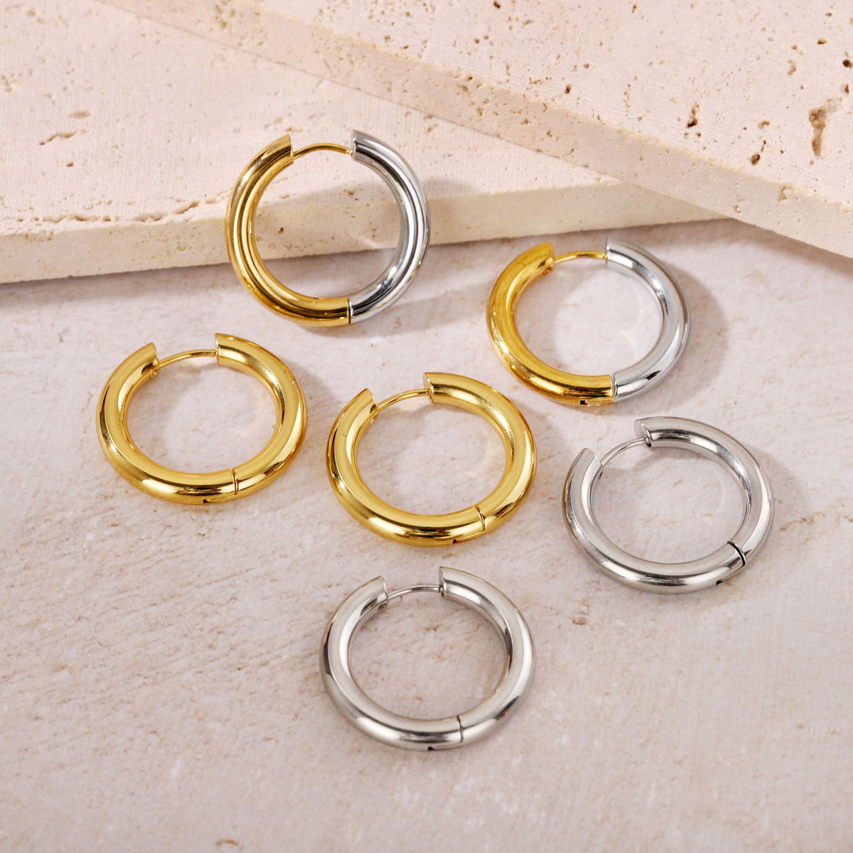 Fashionable Minimalist Earrings For Women