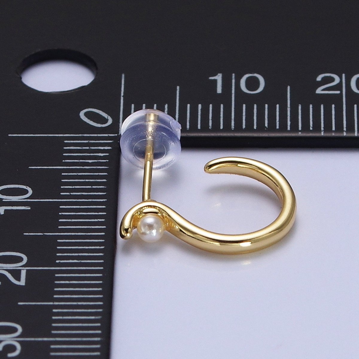 Dainty Gold Pearl Geometric S-Shaped Hoop Stud Earrings | AB193