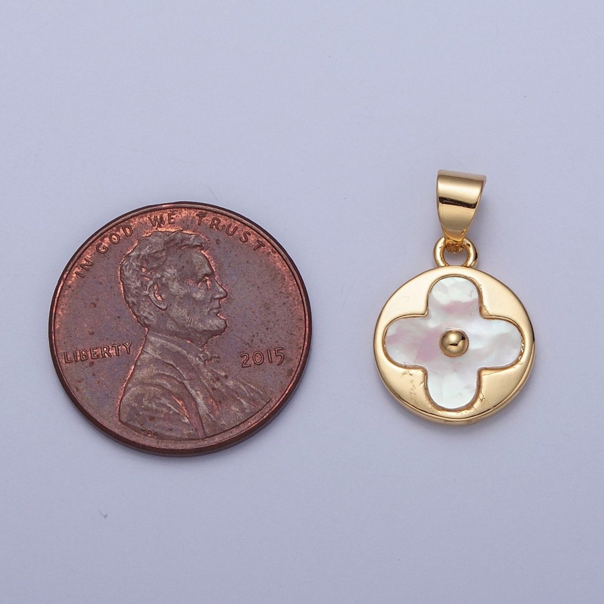 Dainty MOP Flower Charm, mother-of-pearl pendant, Gold Plated I-171