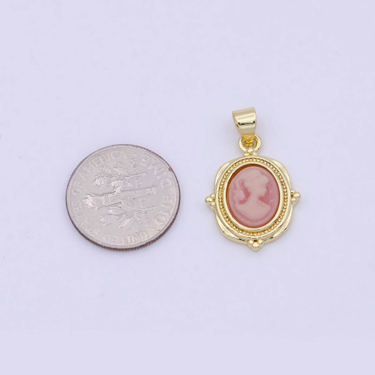Dainty Pink Agate cameo pendant woman Italian cameo jewelry Charm Vintage Jewelry N-619