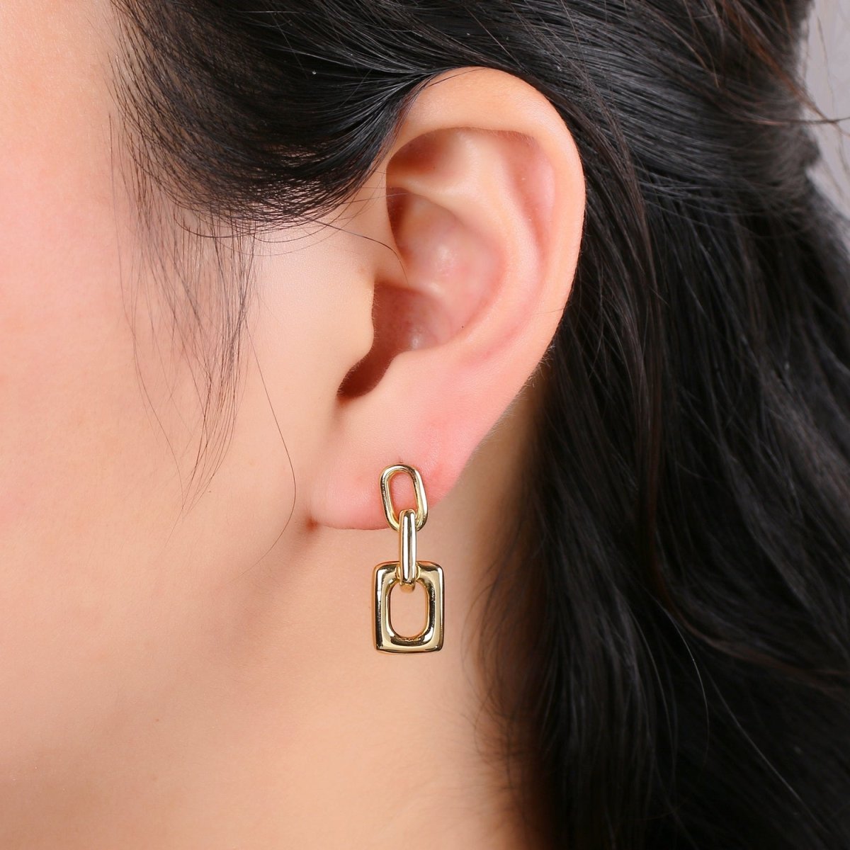 Dainty Rectangle Link Charm Stud, Gold Plated Simple Earring Modern design Earring, Butterfly backing closure Q-341