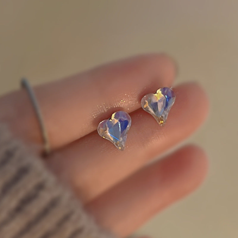Women Tiny Heart Gold Stud Earrings Comfortable Sleepable No Remove Ear Ornaments