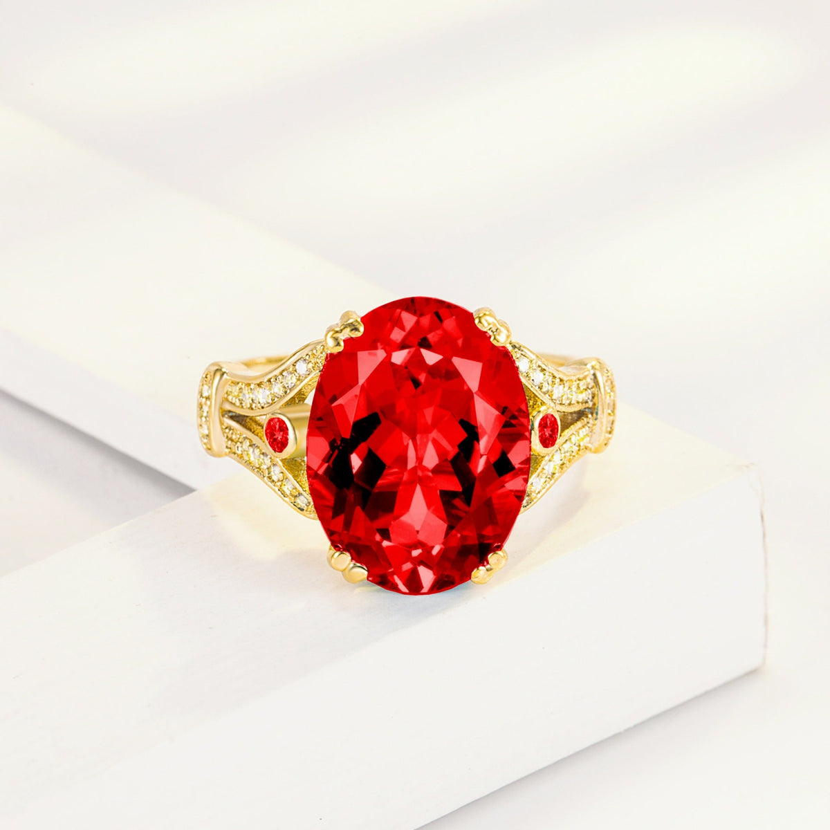 Goose Egg Diamond Creative Large Loose Stone 18k Gold-Plated Ring