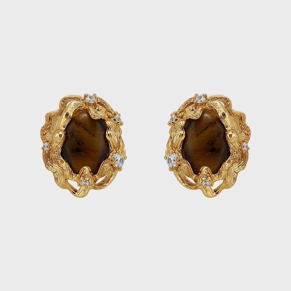 2026 New Retro Geometric Irregular Resin Oversized Earrings, Niche Cold Style For Women