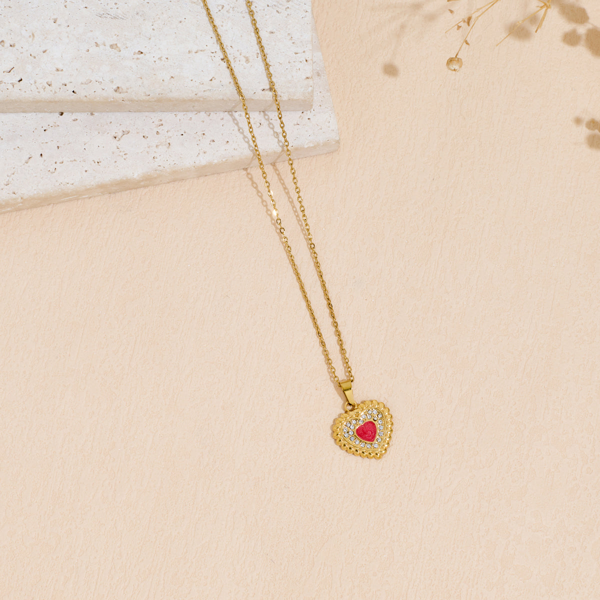 Stainless Steel Heart-shaped Drop-oil Inlaid Rhinestone Pendant Necklace