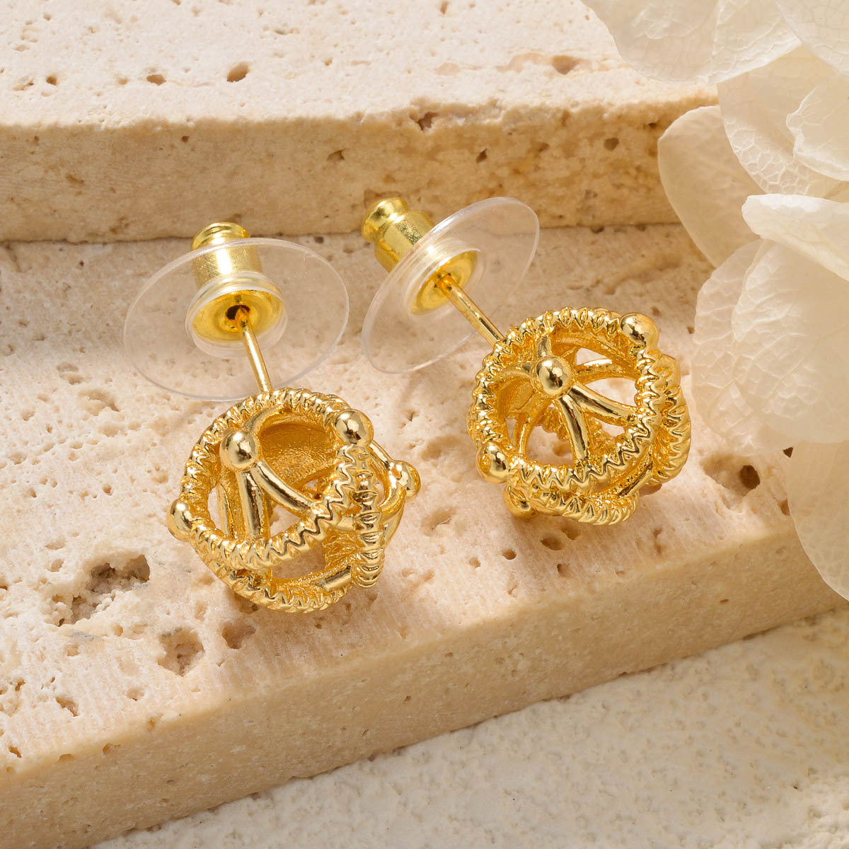 Minimalist Hollow Star Copper-Plated Stud Earrings For Women