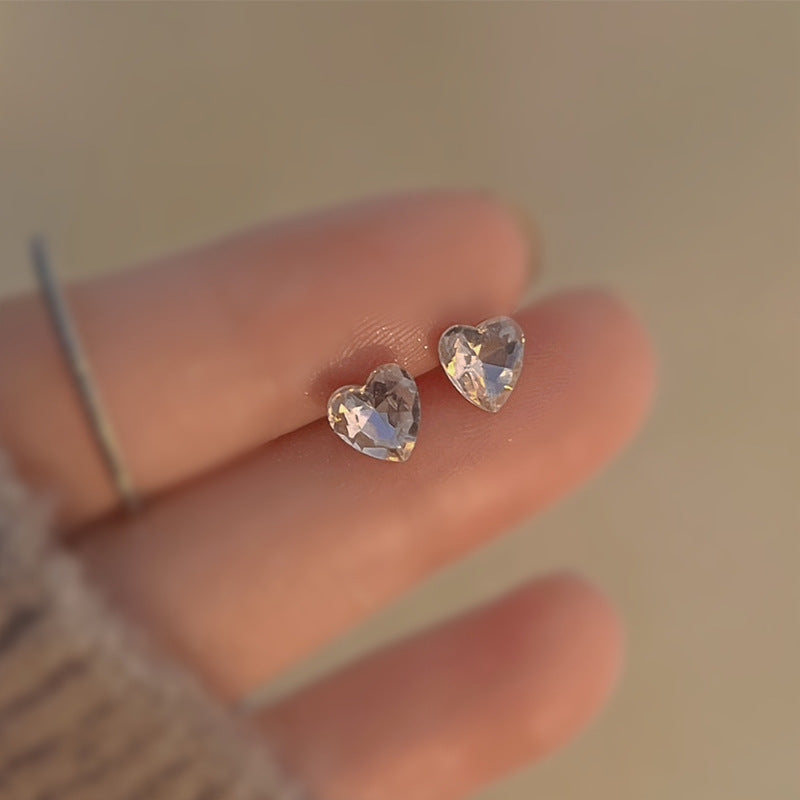 Women Tiny Heart Gold Stud Earrings Comfortable Sleepable No Remove Ear Ornaments