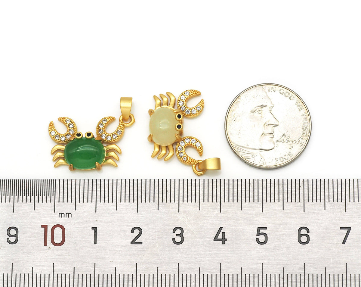 Jade Crab Charm, Sku#B138