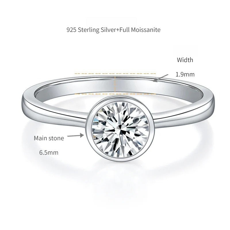 Geometric Round D-Color VVS1 Moissanite Engagement Ring in Sterling Silver – 1 Carat Brilliant Cut