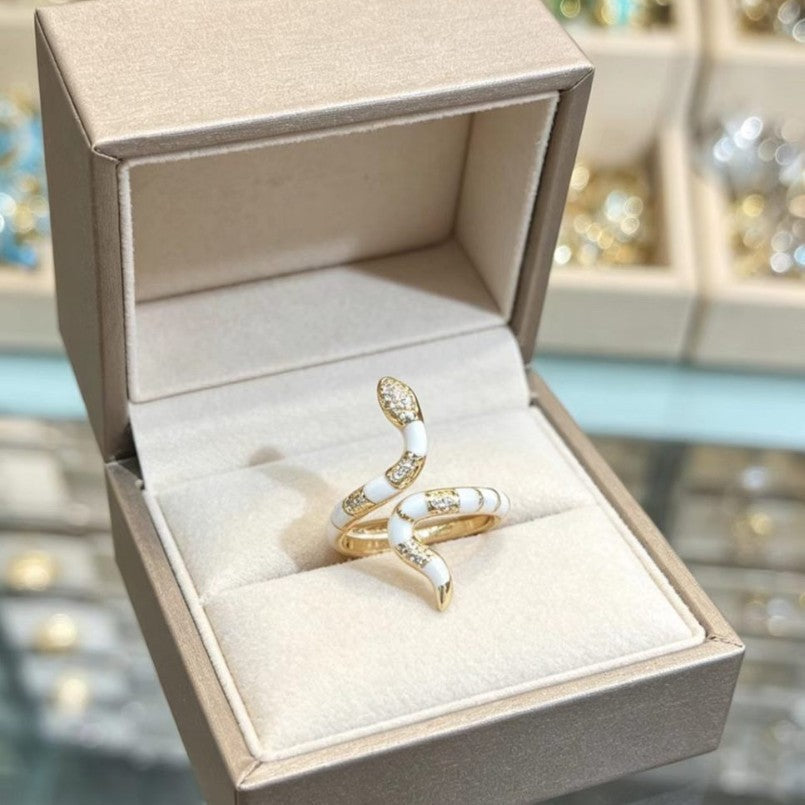 Exaggerated Index-finger Ring For The Year Of The Snake Your Zodiac Year