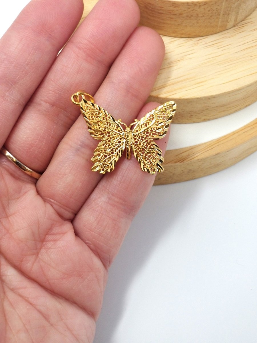 Filgree Monarch Butterfly Pendant in 18k Gold Fiill Butterfly charm for Necklace Earring Jewelry Making H-821