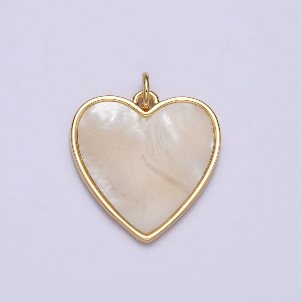 Gold 24.5mm Shell Pearl Minimalist Heart Charm | AC985